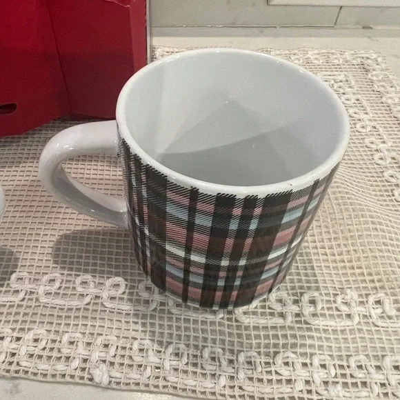 Vera Bradley Stacked Mug Set New in Box - Picture 11 of 13